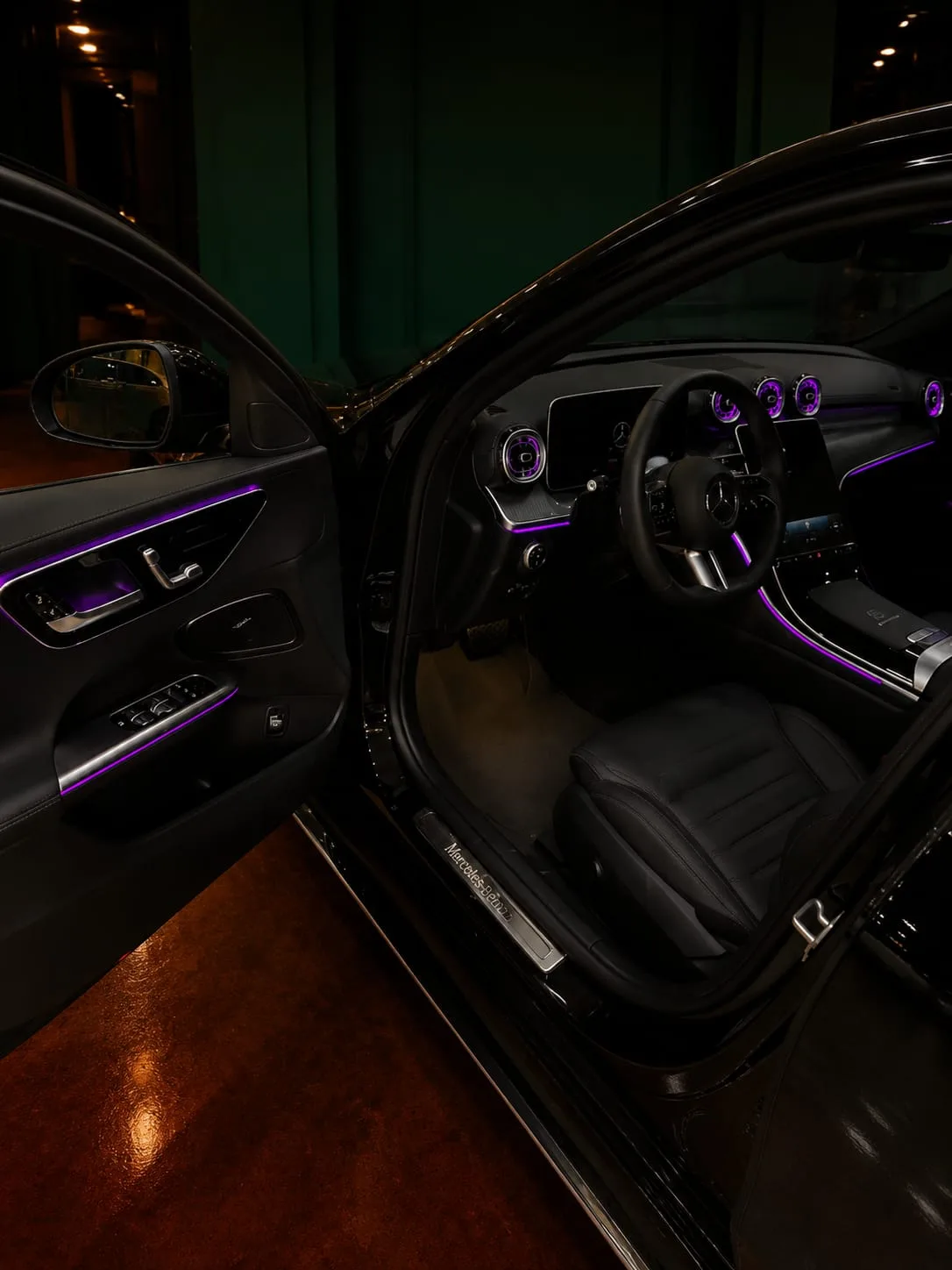 Mercedes-Benz C260 L 2025 — photo 6